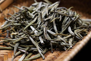 茉莉花茶 fragrant jasmine tea
