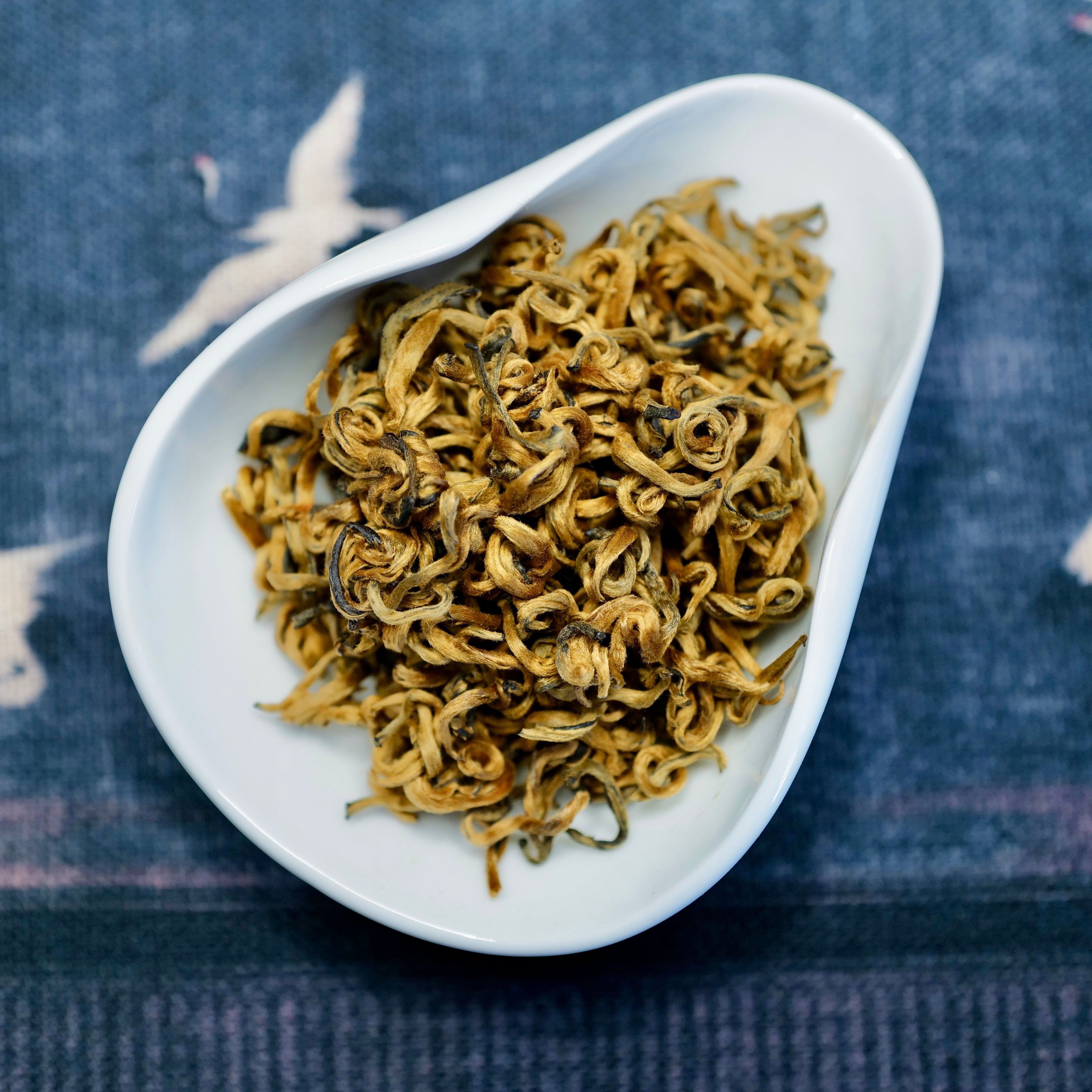 Yunnan Golden Conch Black Tea 雲南金螺滇紅茶
