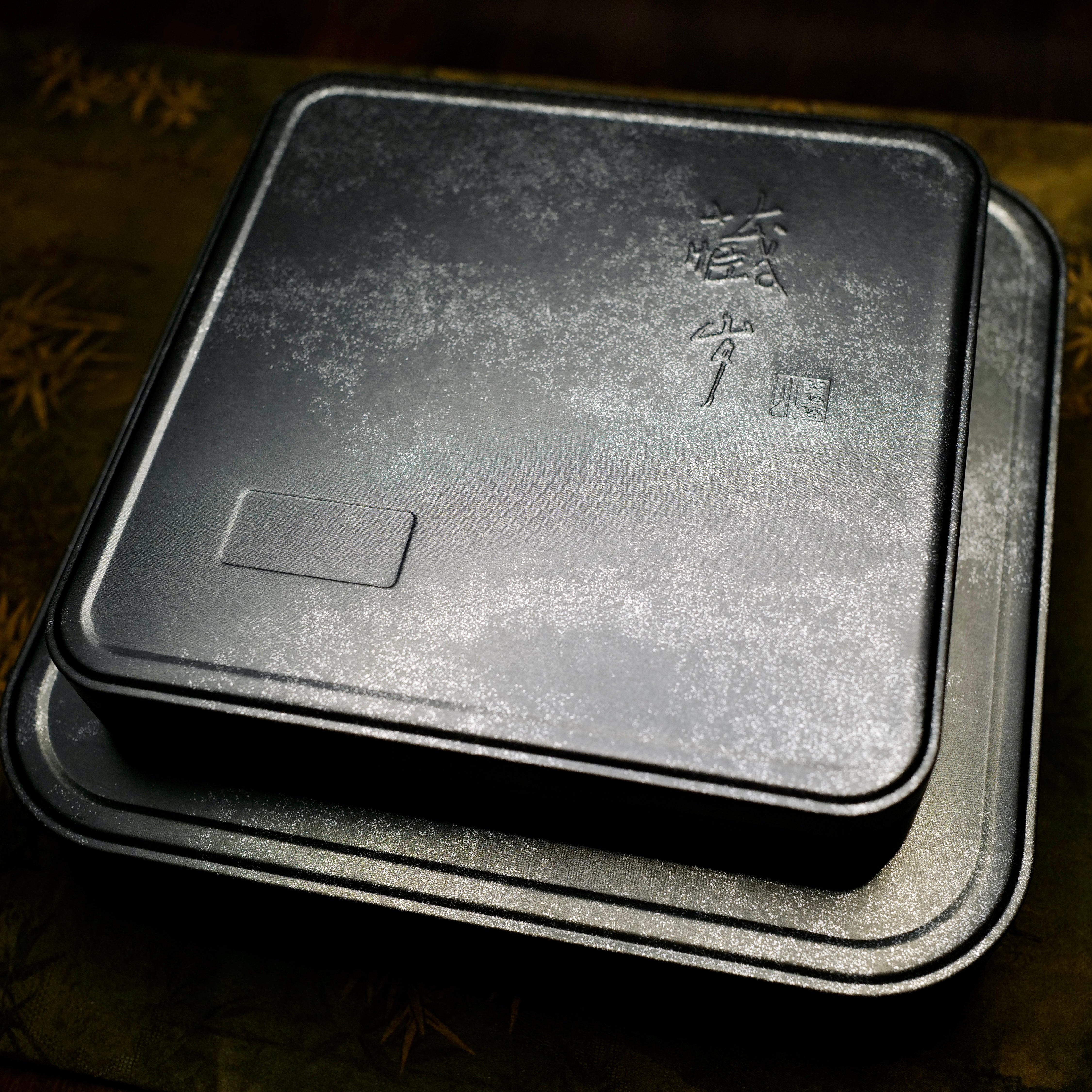 Puerh Tea Cake Tinplate Storage Box 馬口鐡普洱茶收納盒